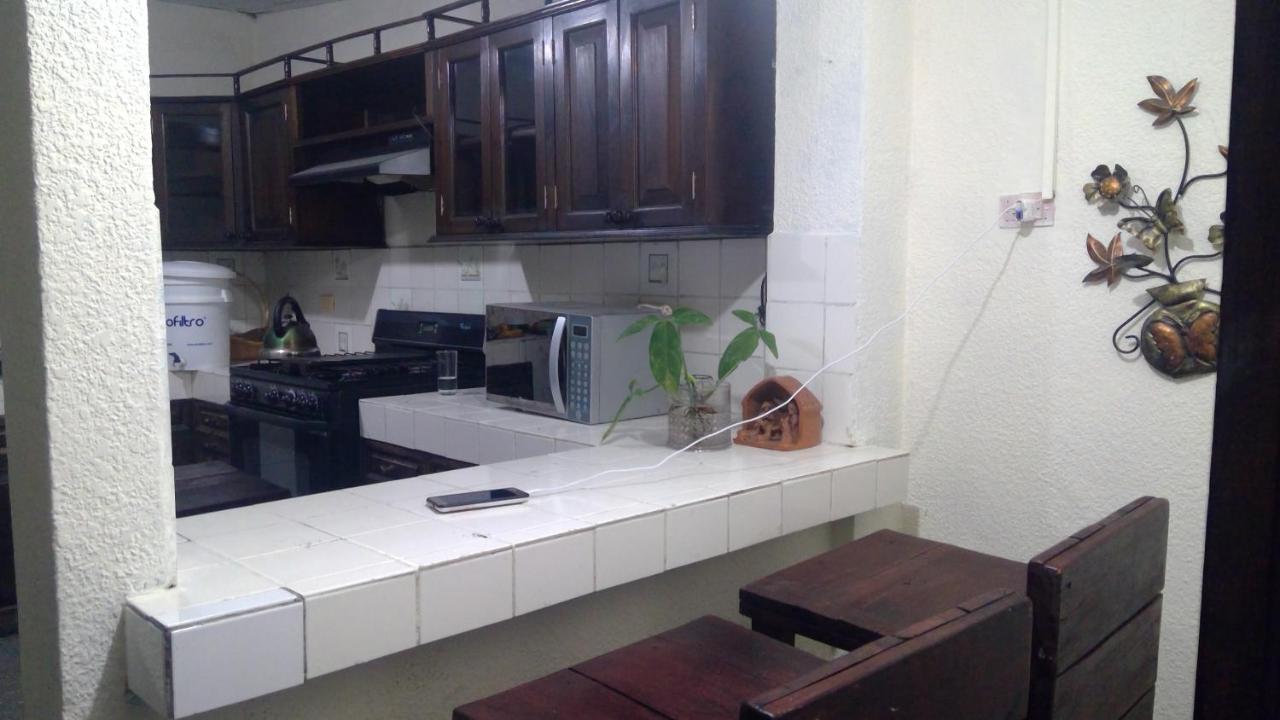 Huellas Hostal Antigua Εξωτερικό φωτογραφία