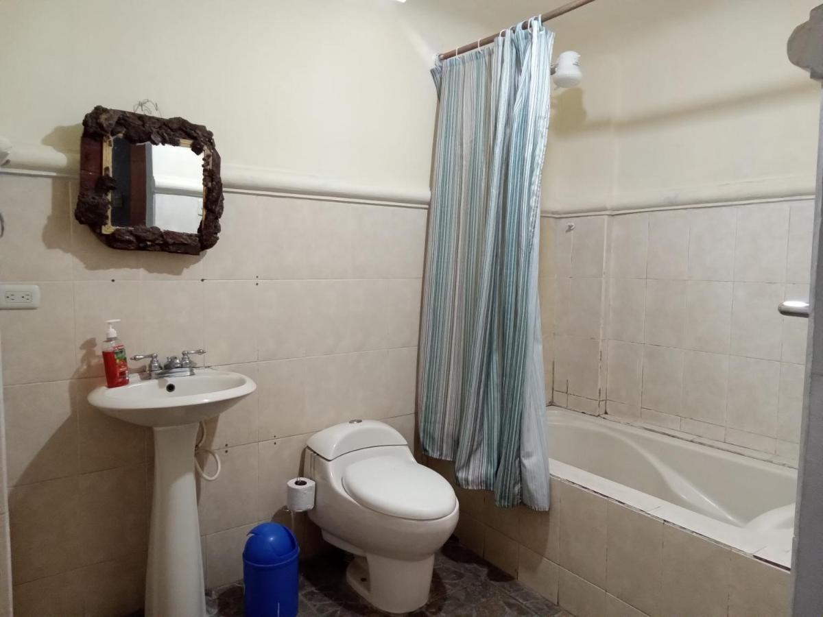 Huellas Hostal Antigua Εξωτερικό φωτογραφία